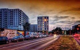 Schulz Hotel Berlin Wall At The East Side Gallery